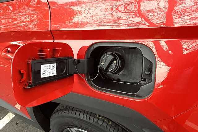 Hyundai TUCSON 1.6 TGDi Hybrid 230 SE Connect 5dr 2WD Auto Red