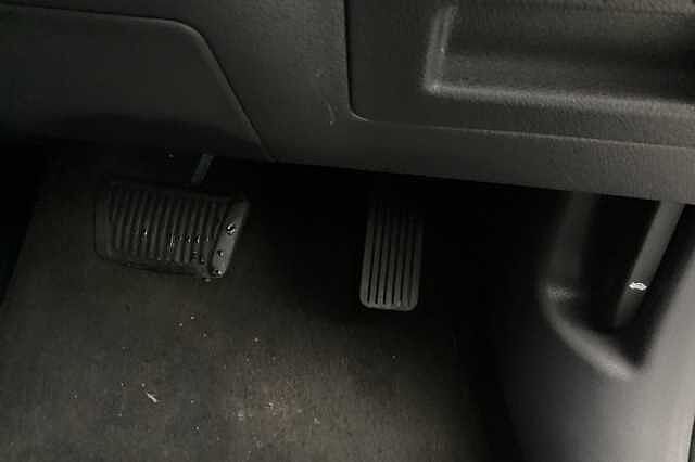 Hyundai IONIQ 100kW Premium 38kWh 5dr Auto