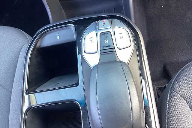 Hyundai IONIQ 100kW Premium 38kWh 5dr Auto