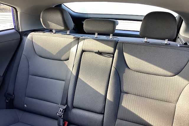 Hyundai IONIQ 100kW Premium 38kWh 5dr Auto