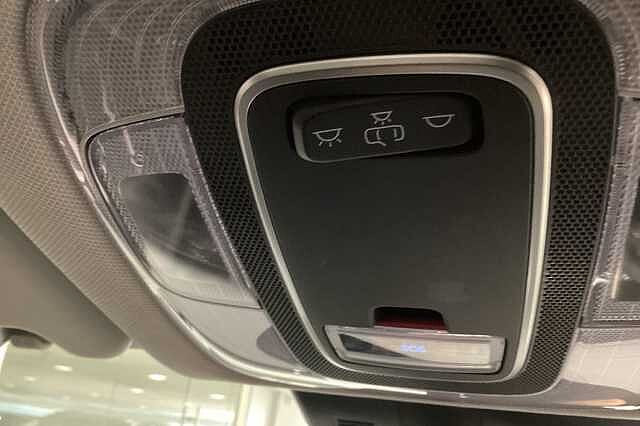 Hyundai KONA 160kW Advance 65kWh 5dr Auto White