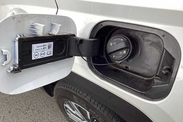 Hyundai TUCSON 1.6 T-GDi Hybrid Aut. 2023MY SE Connect White