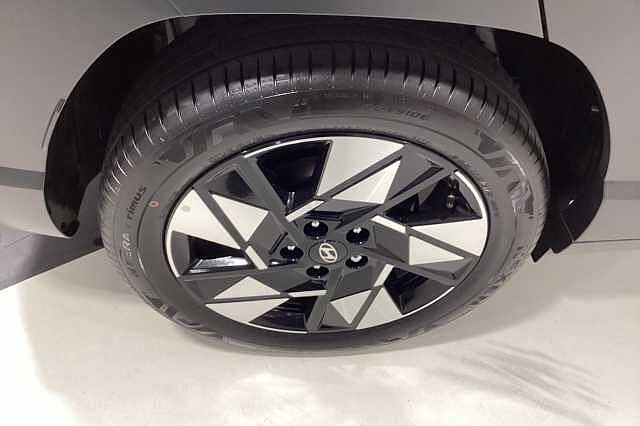 Hyundai KONA 1.6 Hybrid 129 Ultimate 5dr DCT White