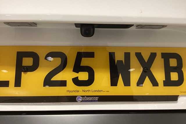 Hyundai KONA 1.6 Hybrid 129 Ultimate 5dr DCT White