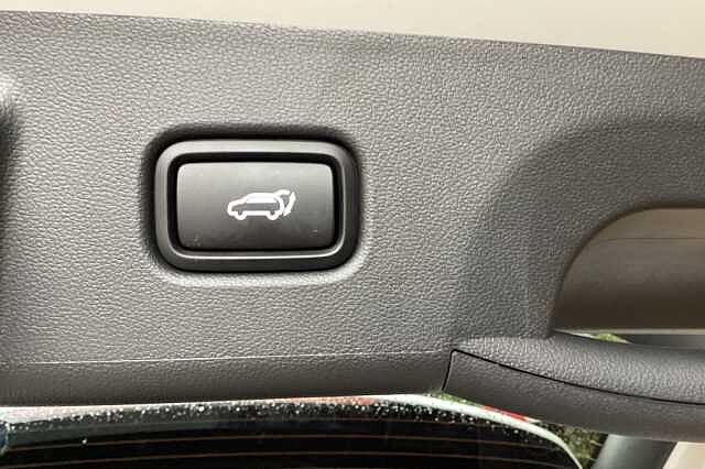 Hyundai TUCSON 1.6T Hybrid N Line S 5dr Auto Estate White