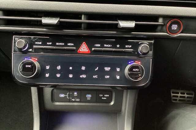 Hyundai TUCSON 1.6T Hybrid N Line S 5dr Auto Estate White