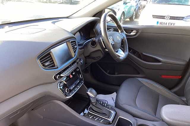 Hyundai IONIQ 1.6 GDi Hybrid Premium SE 5dr DCT