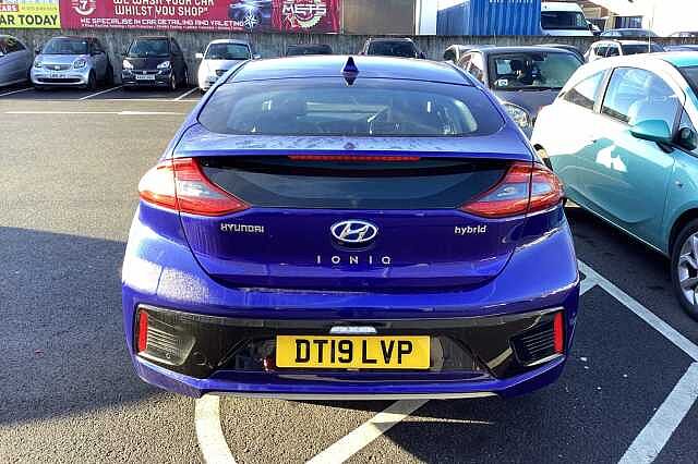 Hyundai IONIQ 1.6 GDi Hybrid Premium SE 5dr DCT