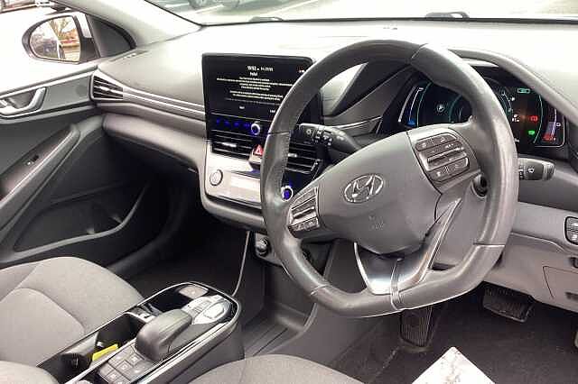 Hyundai IONIQ 100kW Premium 38kWh 5dr Auto