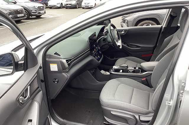 Hyundai IONIQ 100kW Premium 38kWh 5dr Auto
