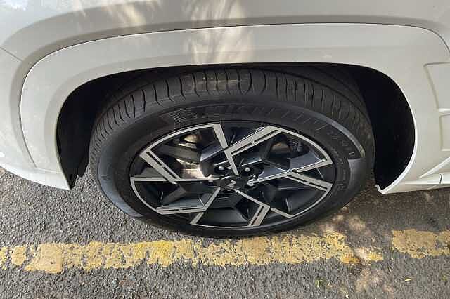 Hyundai TUCSON 1.6T 239 Hybrid N Line Edition 5dr Auto White
