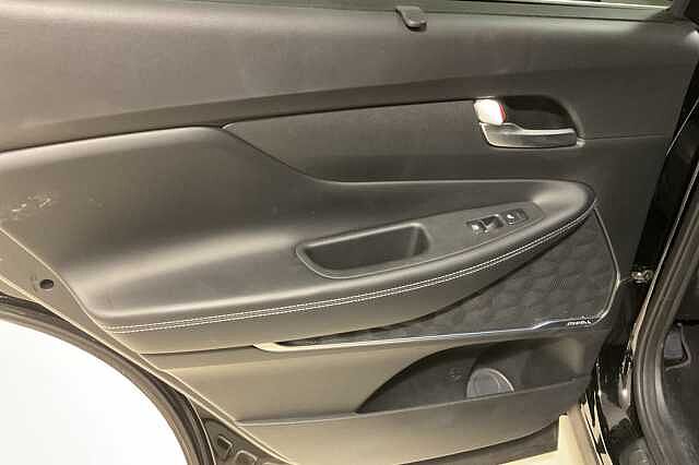 Hyundai SANTA FE 1.6 TGDi Hybrid Ultimate 5dr Auto
