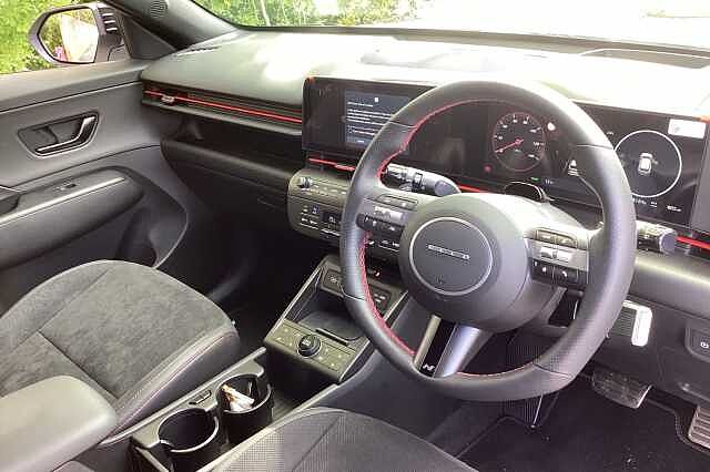 Hyundai KONA E (218ps) N Line S White