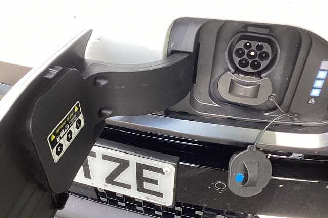 Hyundai KONA E (218ps) N Line S White