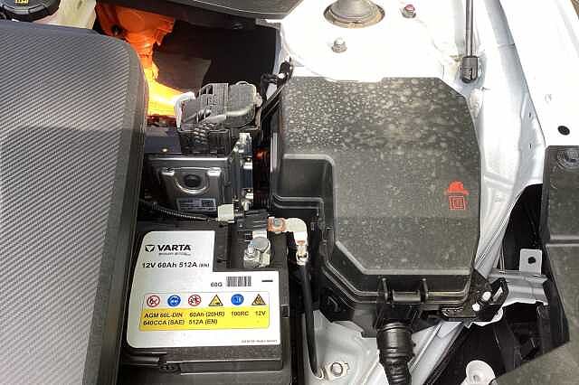 Hyundai KONA E (218ps) N Line S White