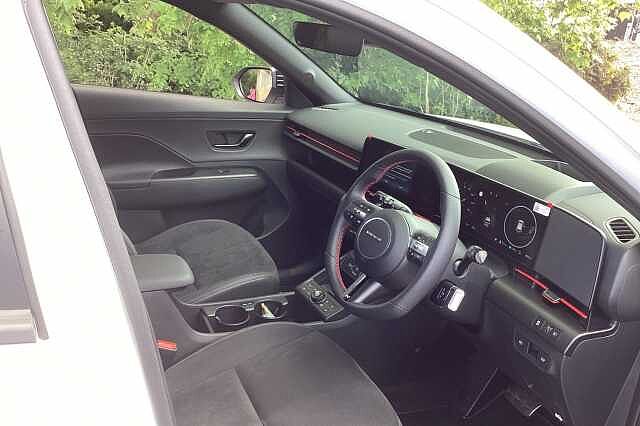 Hyundai KONA E (218ps) N Line S White