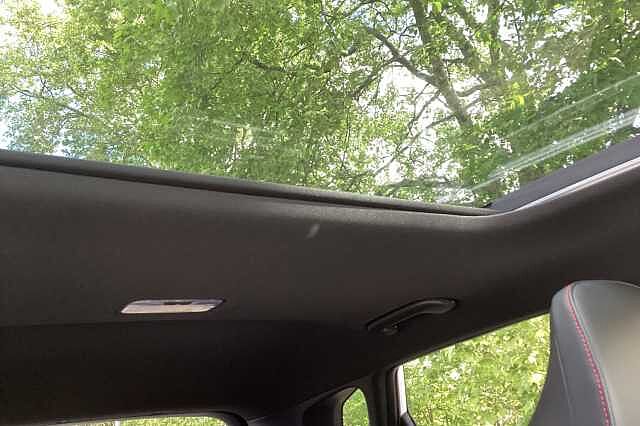 Hyundai KONA E (218ps) N Line S White