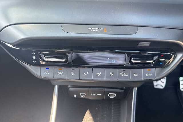 Hyundai BAYON 1.0 TGDi Ultimate 5dr Black