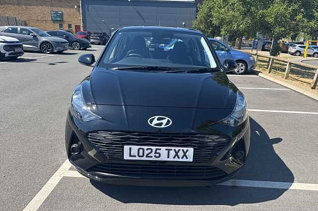 Hyundai I10 1.0 (63ps) Advance Auto Black