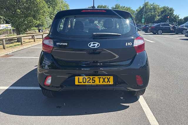 Hyundai I10 1.0 (63ps) Advance Auto Black