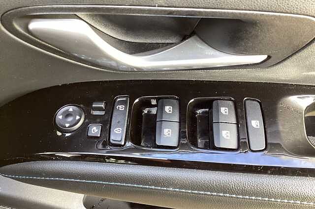 Hyundai Tucson 1.6 TGDi Hybrid 230 Premium 5dr 2WD Auto Estate