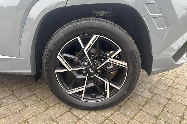 Hyundai TUCSON 1.6T Plug-in Hybrid N Line 5dr 4WD Auto Grey