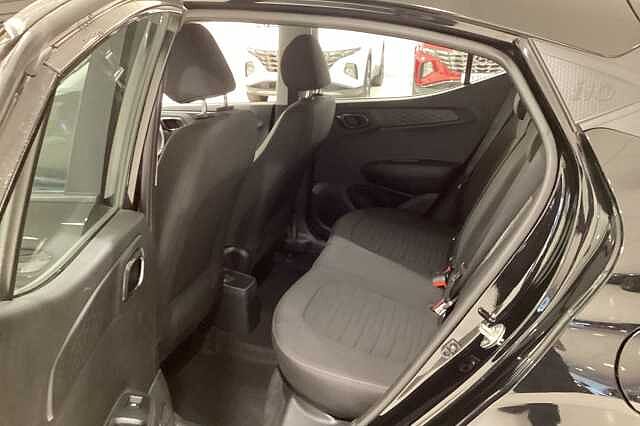 Hyundai I10 1.0 SE Connect 5 Door Black