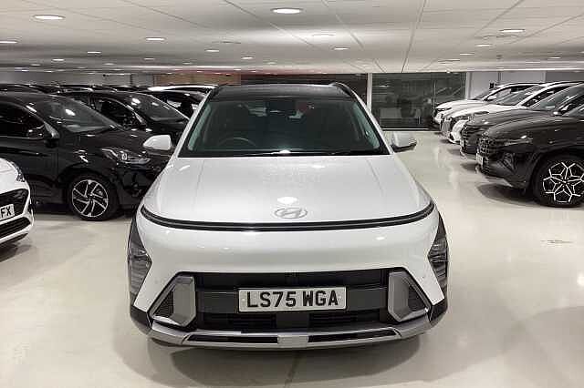Hyundai KONA 1.6 GDi Hybrid Ultimate 5dr DCT Hatchback White