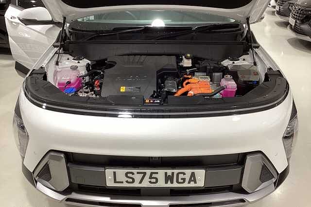 Hyundai KONA 1.6 GDi Hybrid Ultimate 5dr DCT Hatchback White