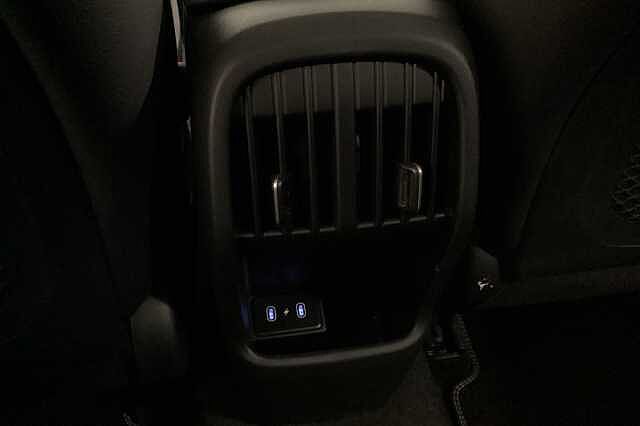 Hyundai KONA 1.6 GDi Hybrid Ultimate 5dr DCT Hatchback White