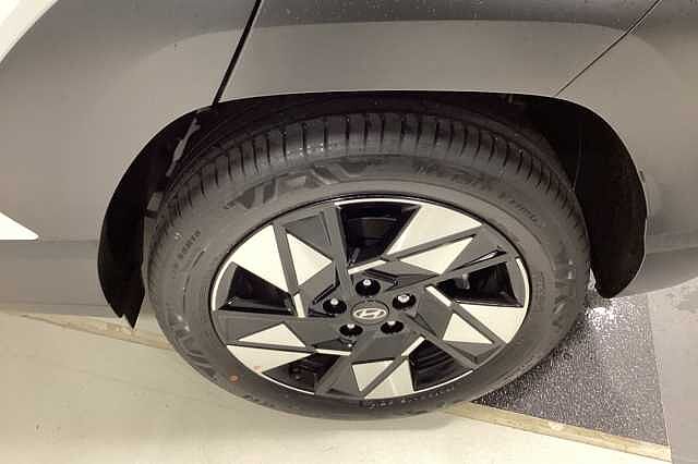 Hyundai KONA 1.6 GDi Hybrid Ultimate 5dr DCT Hatchback White