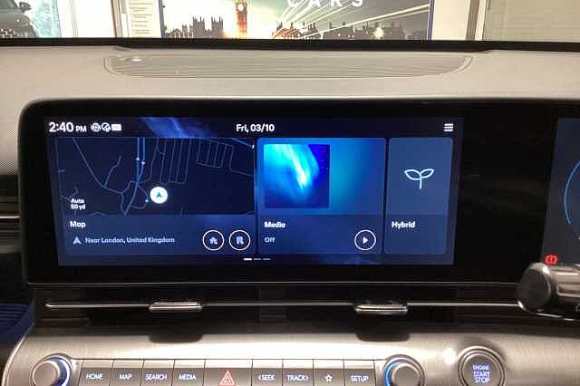 Hyundai KONA 1.6 GDi Hybrid Ultimate 5dr DCT Hatchback White