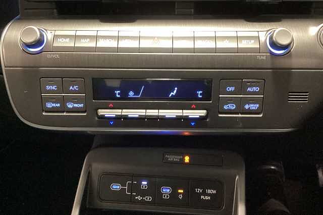 Hyundai KONA 1.6 GDi Hybrid Ultimate 5dr DCT Hatchback White