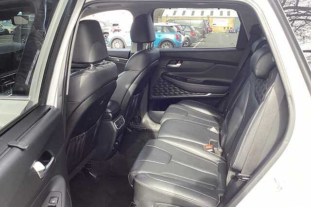 Hyundai SANTA FE 1.6 TGDi Hybrid Ultimate 5dr 4WD Auto