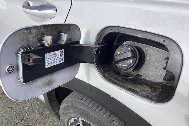 Hyundai SANTA FE 1.6 TGDi Hybrid Ultimate 5dr 4WD Auto