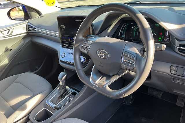 Hyundai IONIQ 1.6 GDi Hybrid Premium 5dr DCT