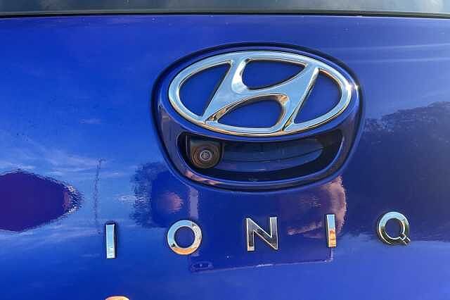 Hyundai IONIQ 1.6 GDi Hybrid Premium 5dr DCT