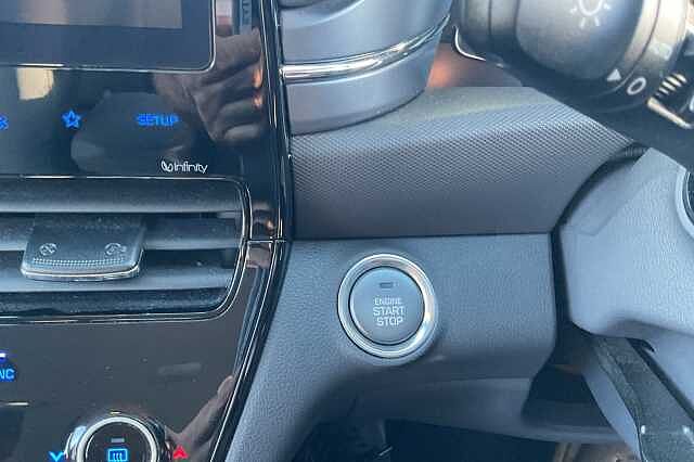Hyundai IONIQ 1.6 GDi Hybrid Premium 5dr DCT
