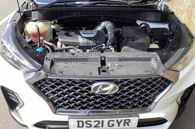 Hyundai TUCSON 1.6 T-GDi N Line (2WD) 5 Door White