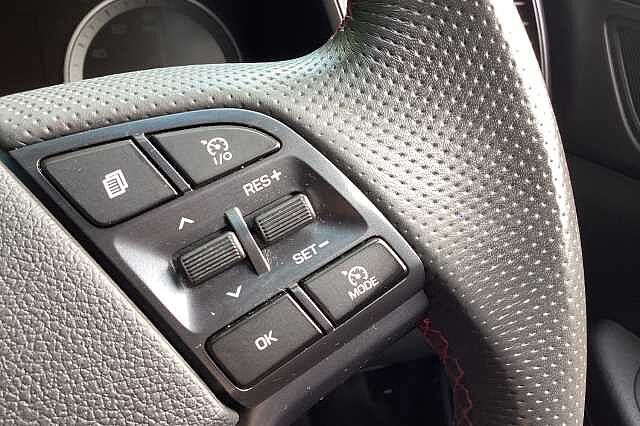 Hyundai TUCSON 1.6 T-GDi N Line (2WD) 5 Door White