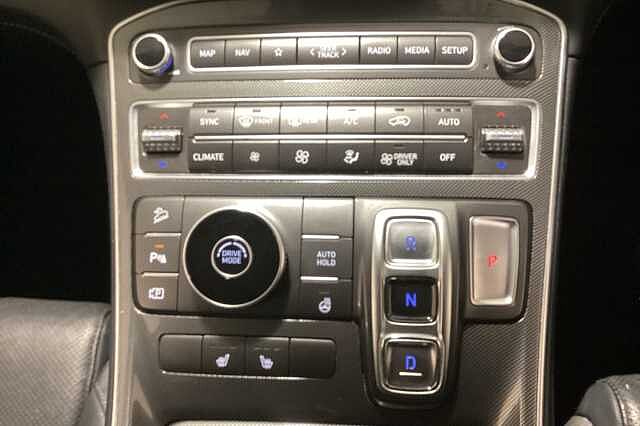 Hyundai SANTA FE 1.6 T-GDi HEV Aut. 2022MY Premium Grey