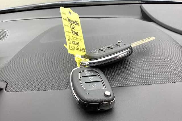 Hyundai I20 1.0 T-GDi 2025MY Premium Blue