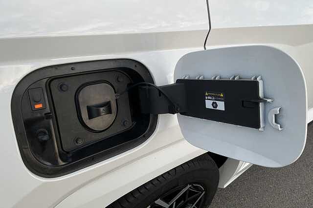 Hyundai TUCSON 1.6 TGDi Plug-in Hybrid N Line S 5dr 4WD Auto White