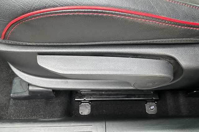 Hyundai TUCSON 1.6 TGDi Plug-in Hybrid N Line S 5dr 4WD Auto White