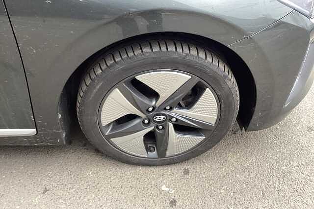 Hyundai IONIQ 1.6 GDi Hybrid Premium SE 5dr DCT