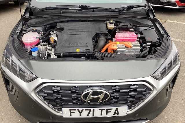 Hyundai IONIQ 1.6 GDi Hybrid Premium SE 5dr DCT