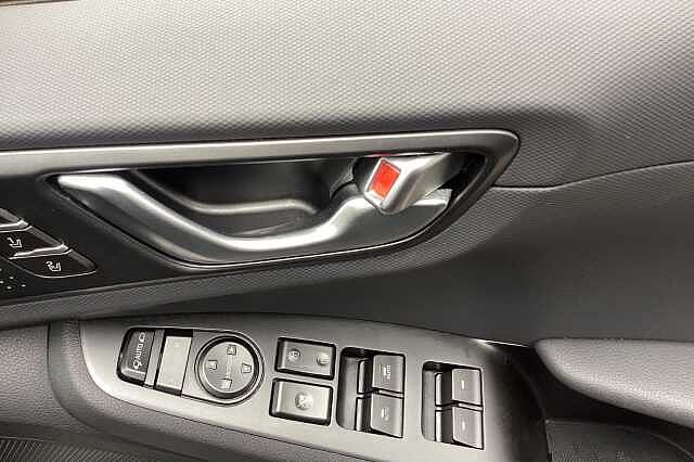 Hyundai IONIQ 1.6 GDi Hybrid Premium SE 5dr DCT