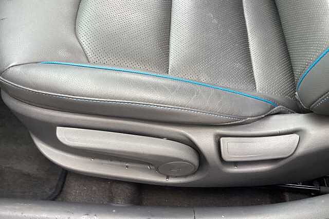 Hyundai IONIQ 1.6 GDi Hybrid Premium SE 5dr DCT