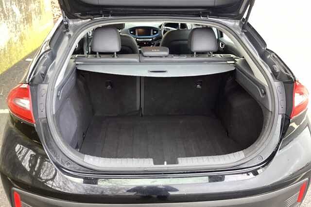 Hyundai IONIQ 1.6 GDi Hybrid Premium SE 5dr DCT