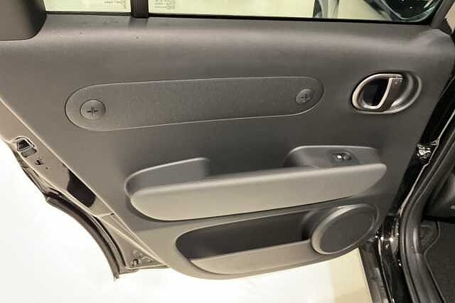 Hyundai INSTER 85kW 02 49kWh 5dr Auto Black